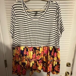 Floral Stripe Short Sleeve Top